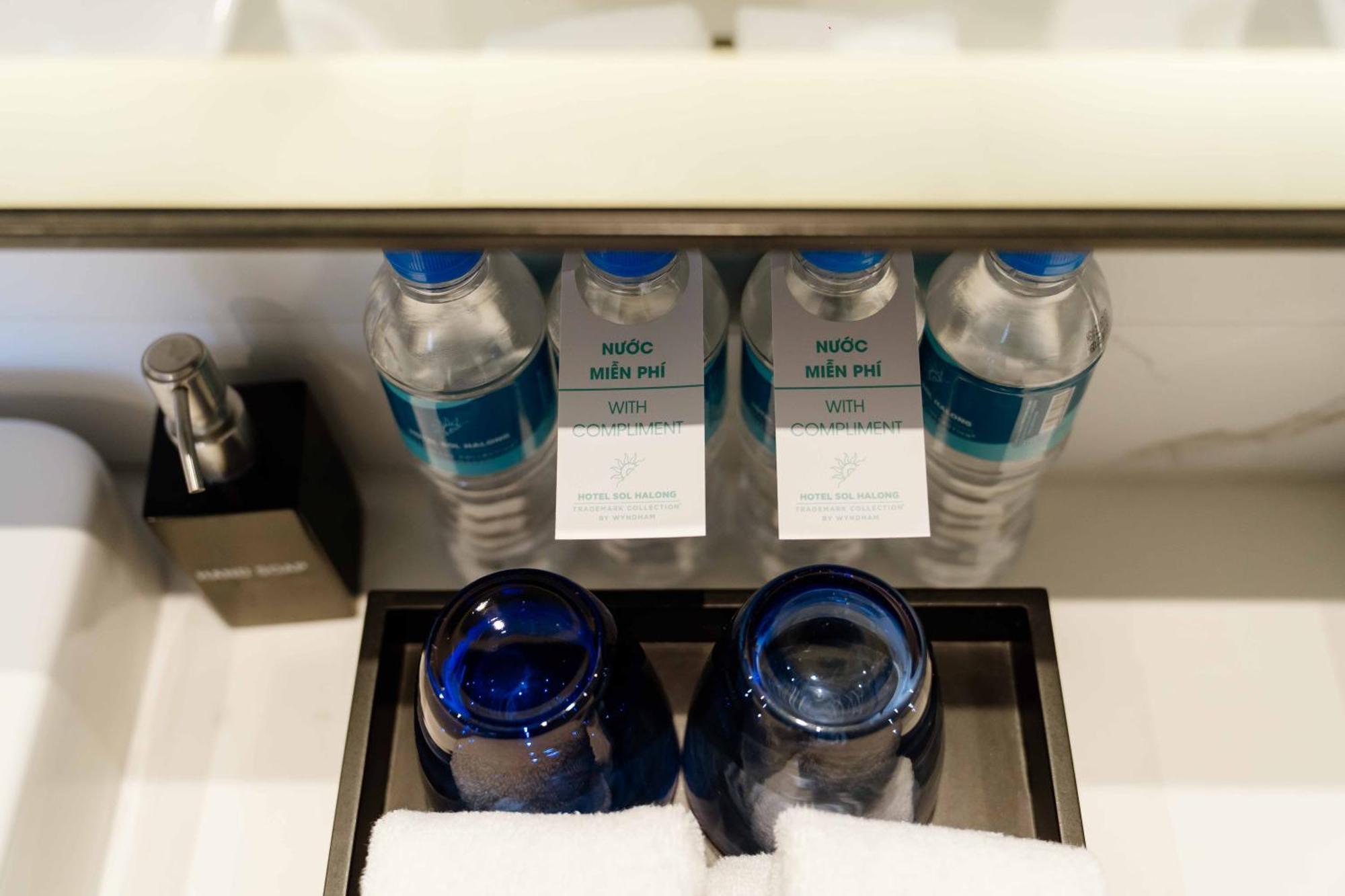 Hotel Soleil Ha Long, Trademark Collection By Wyndham エクステリア 写真